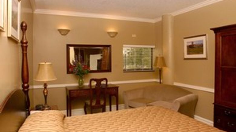 <b>University Inn & Conference Center Suite</b>