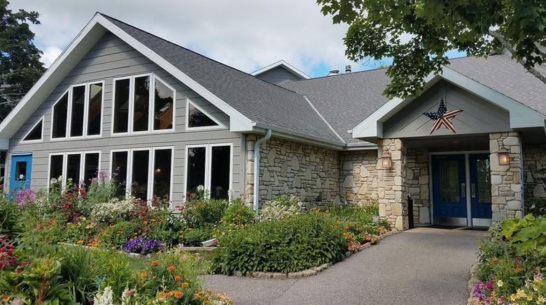 Waterbury Inn Exterior