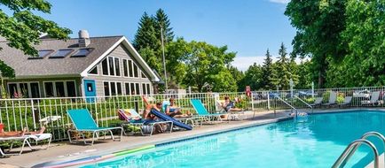Waterbury Inn Pool