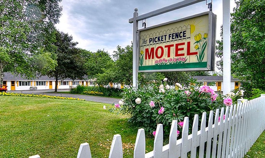 Picket Fence Motel Exterior