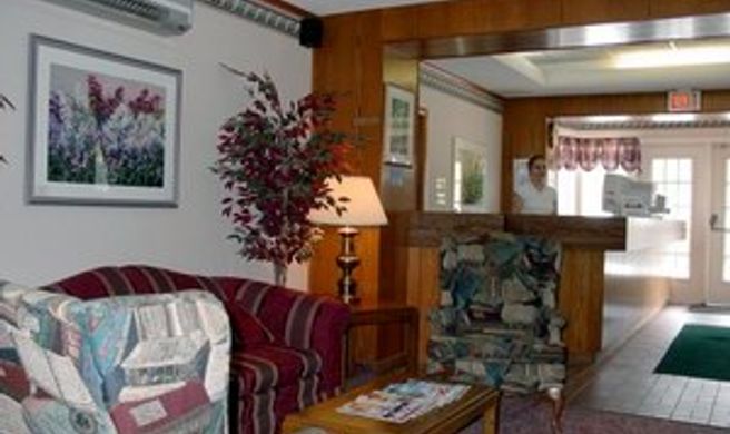 Best Value Inn & Suites Lobby