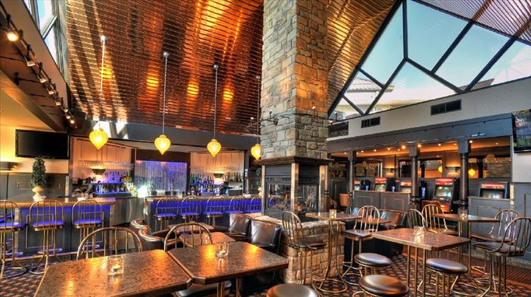 L'Escale Hotel & Suites Restaurant