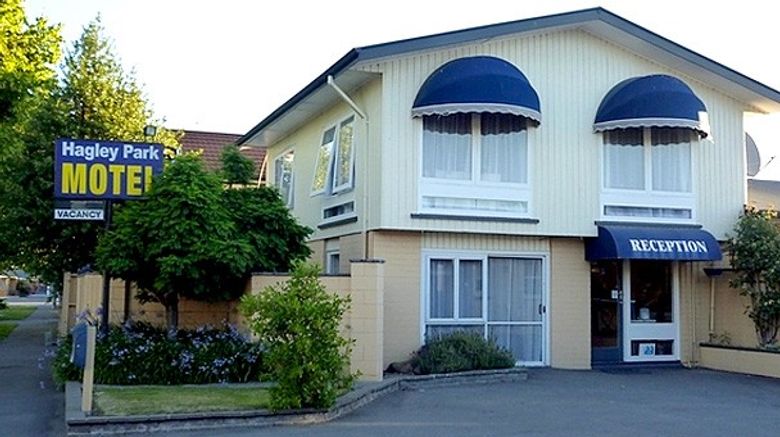 Hagley Park Motel Exterior
