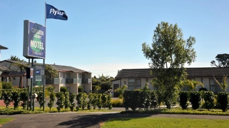<b>Coronation Court Motel Exterior</b>