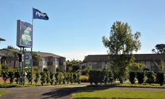 Coronation Court Motel