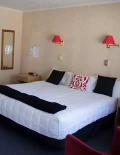 Townhouse Motel
