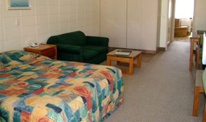 Karaka Tree Motel Room