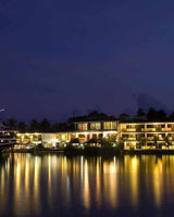 Manta Ray Bay Hotel