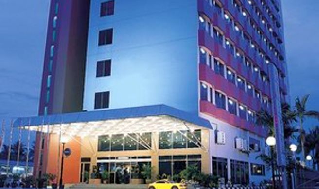 Hotel Sentral Melaka Exterior