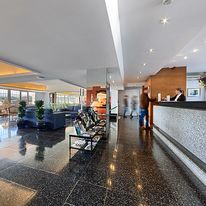 Avenida Hotel