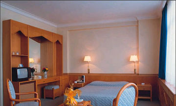 Aden Hotel