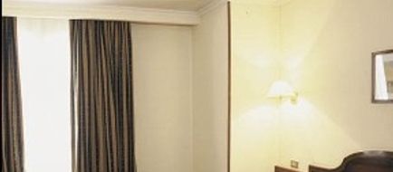 Hotel Clarin Room