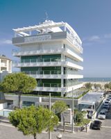 Club House Hotel