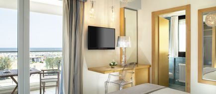 Club House Hotel Room