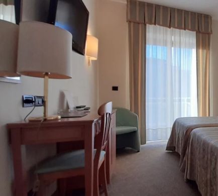 Savant Hotel Room