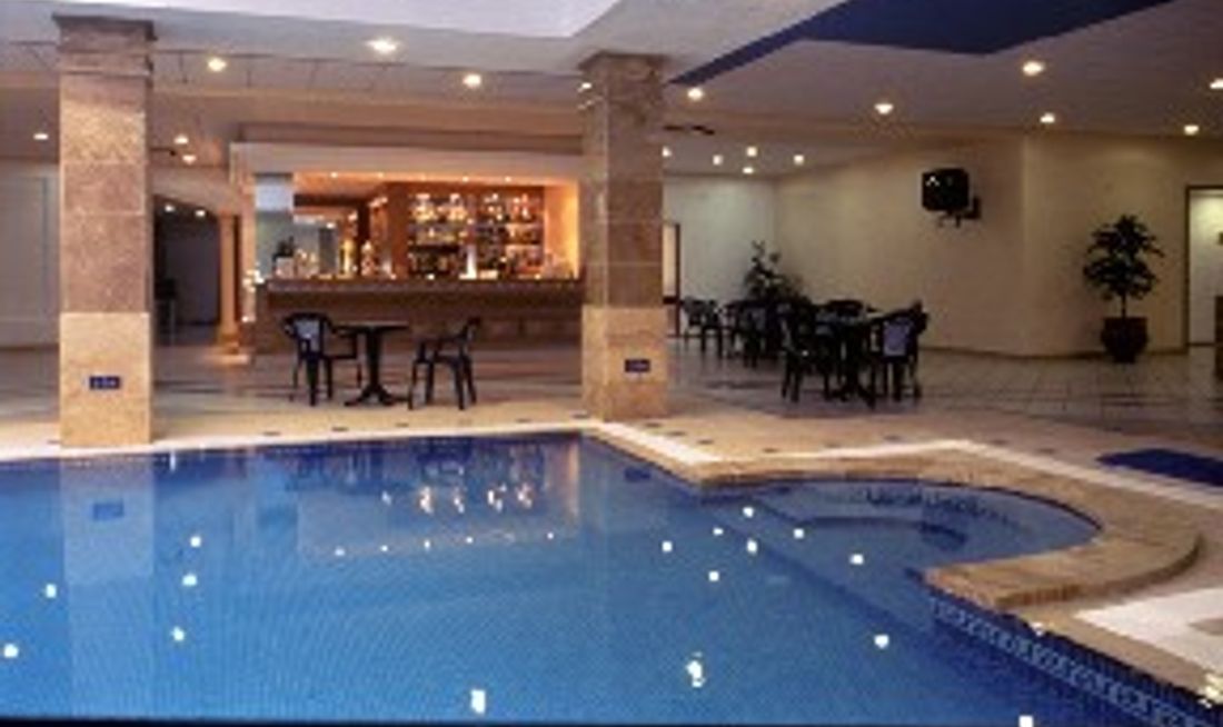 Atlantis Hotel Pool