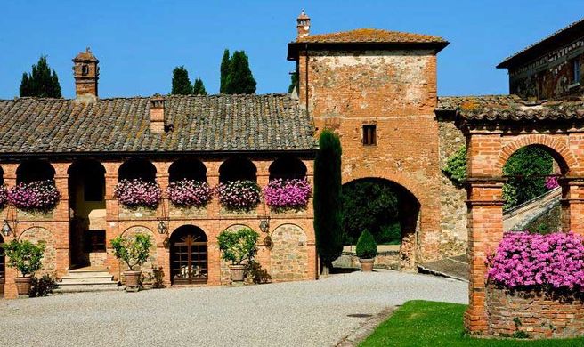 Locanda Dell'Amorosa Exterior