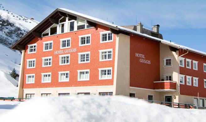 Guggis Hotel Exterior
