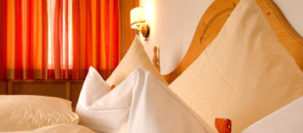 Ulli Hotel Room