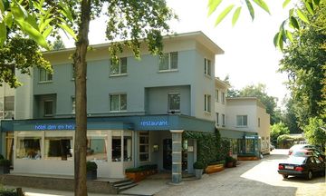 Den En Heuvel Hotel