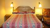 Half Moon Inn & Country Lodge Room