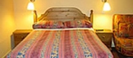 Half Moon Inn & Country Lodge Room