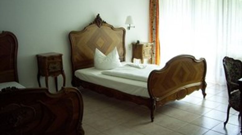 <b>Hotel Bawelsberger Hof Room</b>