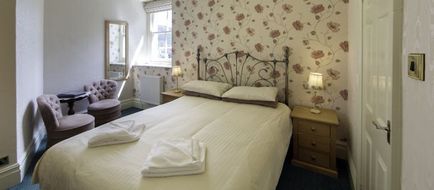 Crow Park Hotel Room