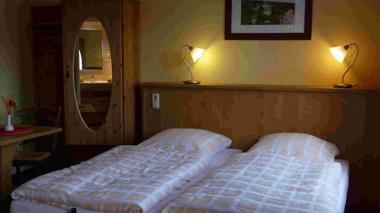 <b>Henriette Davidis Hotel Room</b>
