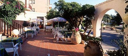 El Balear Hotel Lobby