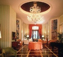 Villa Pagoda Lobby
