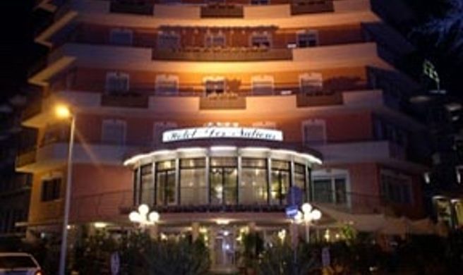 Hotel Des Nations Exterior