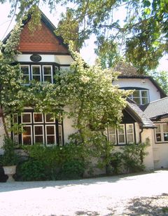 West Lodge Hotel
