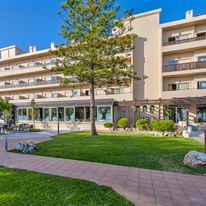 Santa Marina Beach Hotel