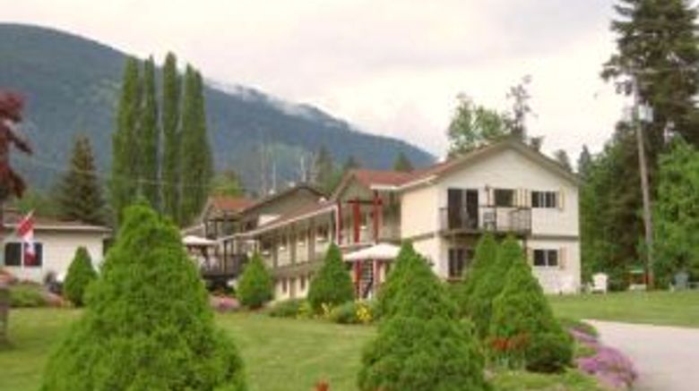 Kokanee Glacier Resort Exterior