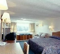 Swiss Chalets Village Inn Suite