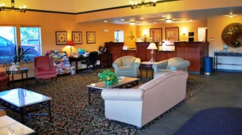<b>Lavissh Inn & Suites Lobby</b>