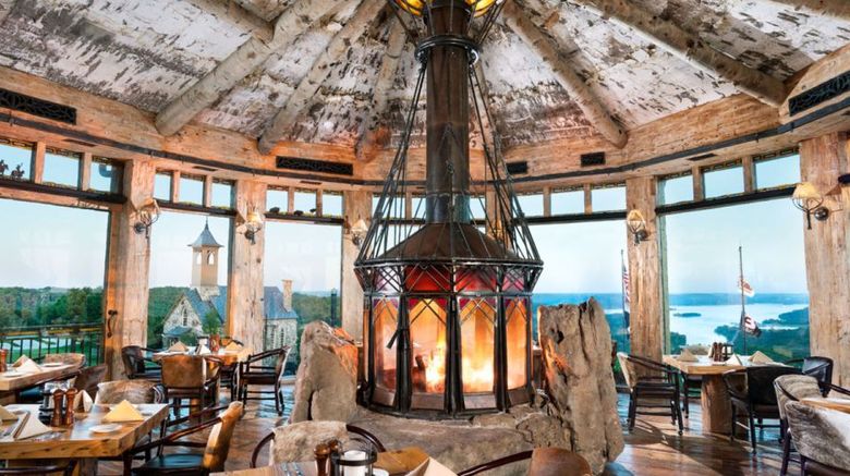 <b>Big Cedar Lodge Restaurant</b>