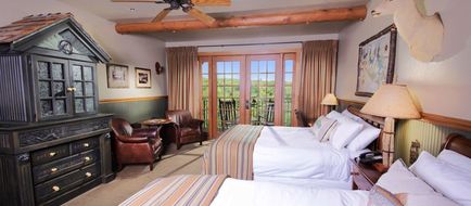 Big Cedar Lodge Room