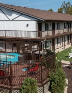 Sister Bay Inn