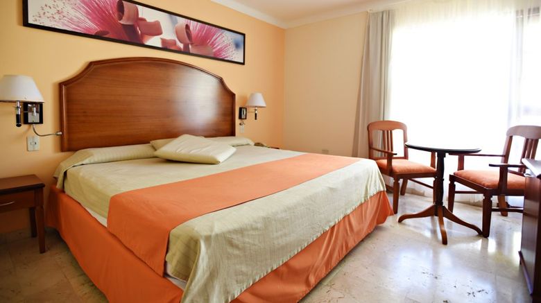 <b>Starfish Cuatro Palmas Hotel Room</b> <b>Starfish Cuatro Palmas Hotel Room</b>