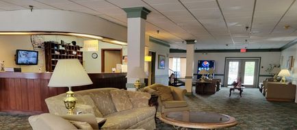 Surrey Inn Hotel Lobby