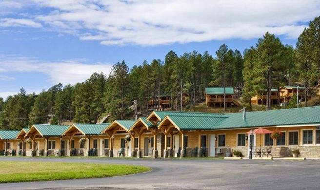 Rock Crest Lodge Exterior