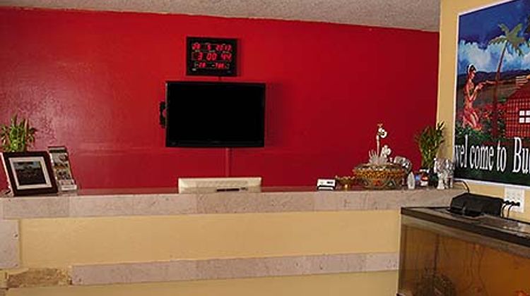 Budget Inn and Suites Crowley Lobby