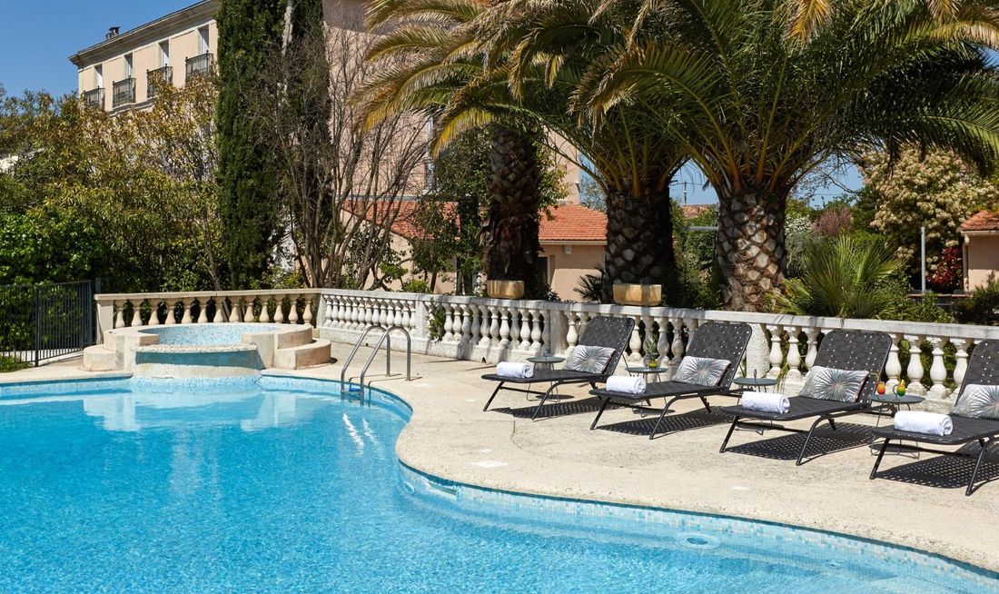 Hotel Saint Alban Exterior