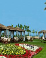 Constantinou Bros Pioneer Beach Hotel