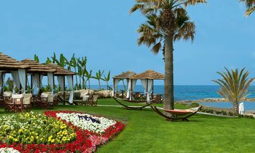 Constantinou Bros Pioneer Beach Hotel