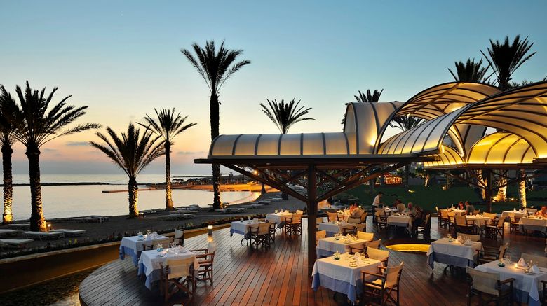 <b>Constantinou Bros Pioneer Beach Hotel Restaurant</b>