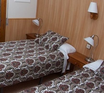 Comapedrosa Hotel Room