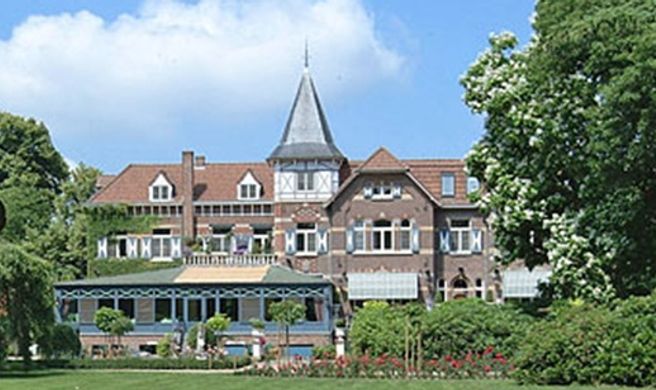 Kasteel Wurfeld Hotel Exterior